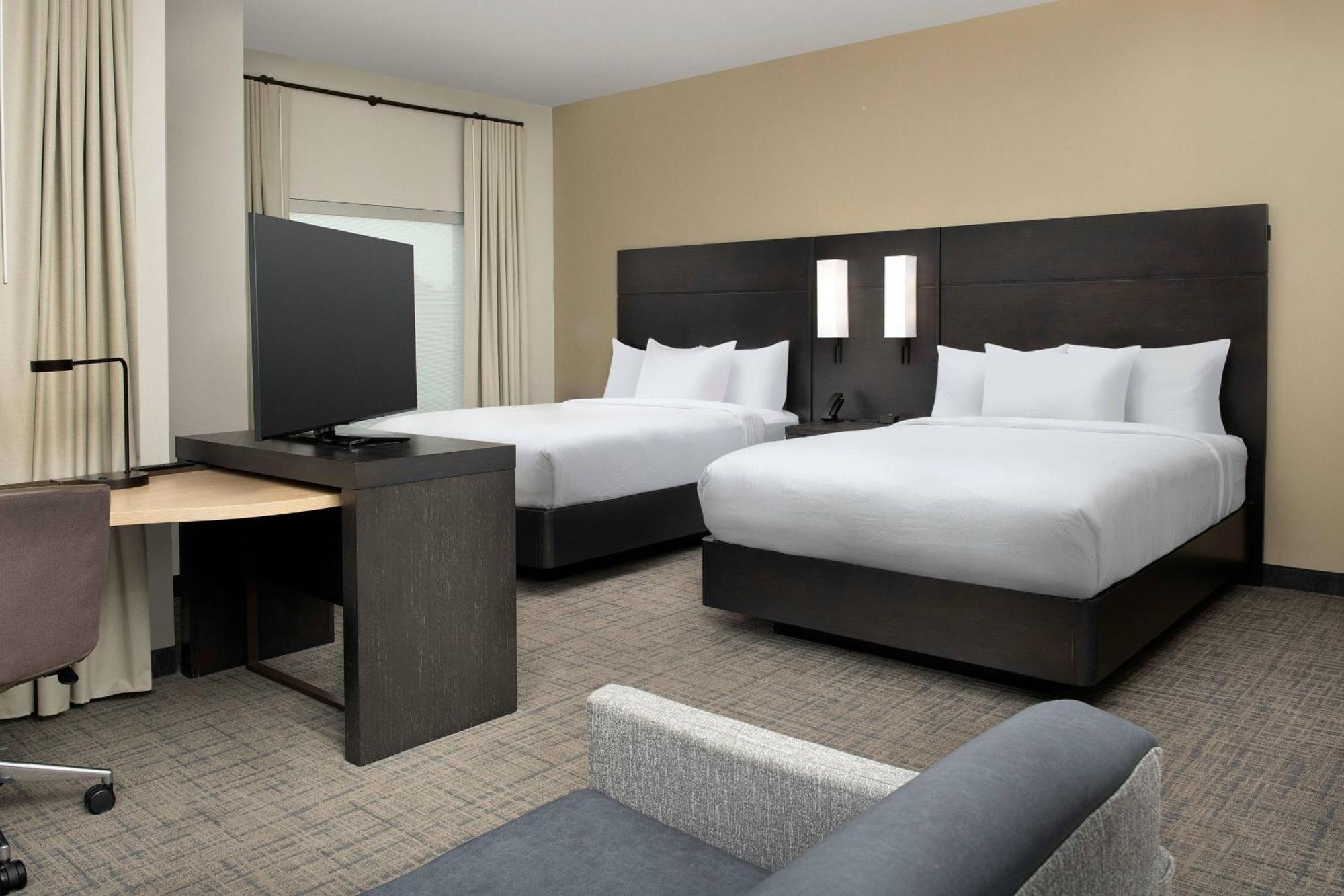 Mall Area Hotel