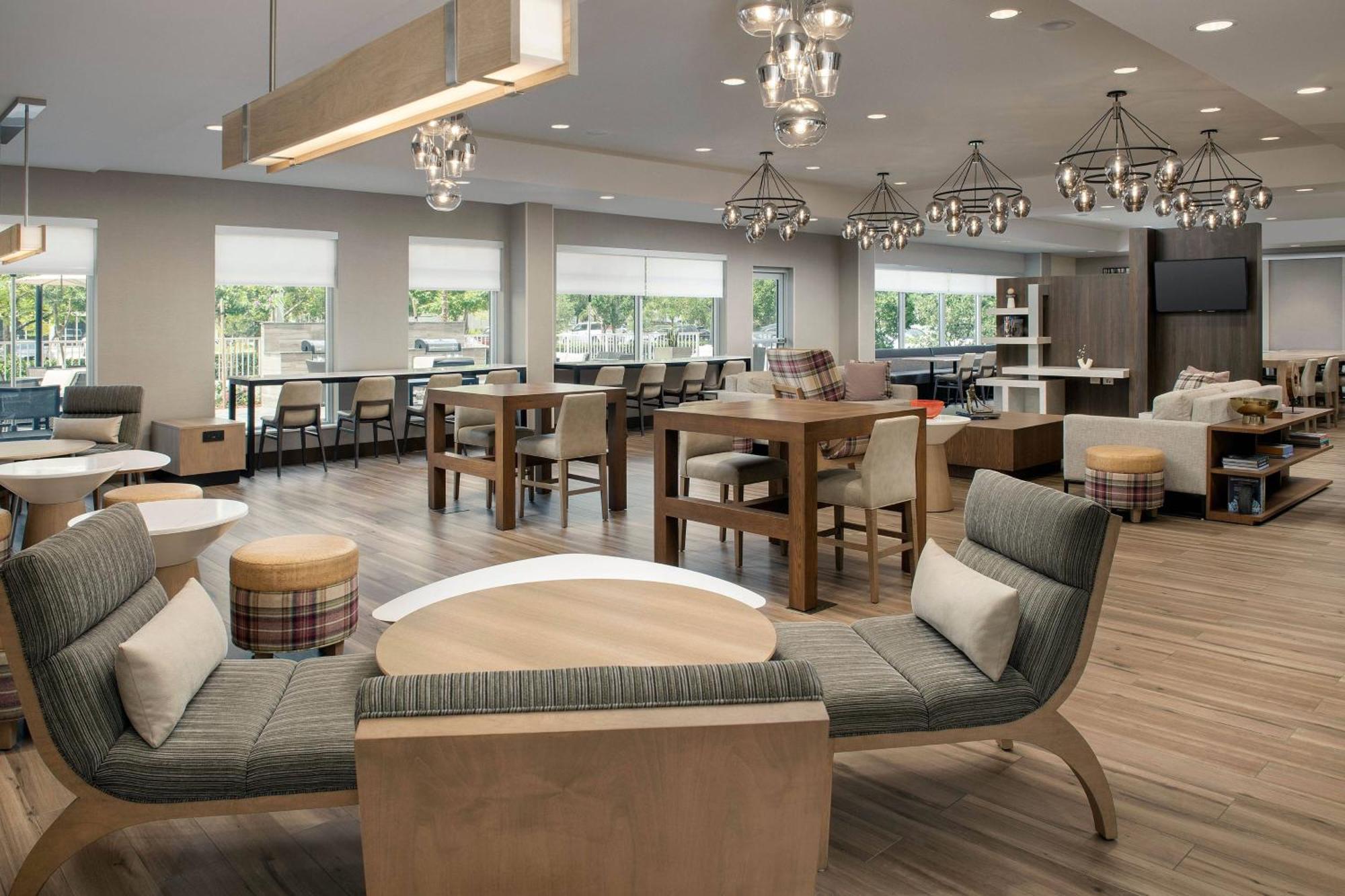 Hotel Mall Area Doral